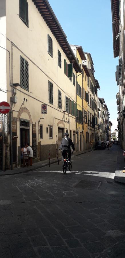Spazioso, Luminoso A 10 Min Ponte Vecchio E Palazzo Pitti , Ideale Per Coppie E Famiglie Florence Luaran gambar